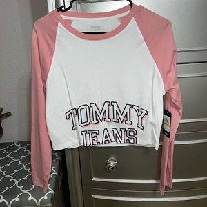 NWT Tommy Jeans long sleeve pink and white crop